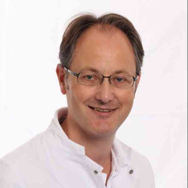 Dr. med. Georg Bauer